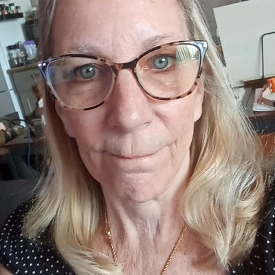 Photo of Nancy McCurry