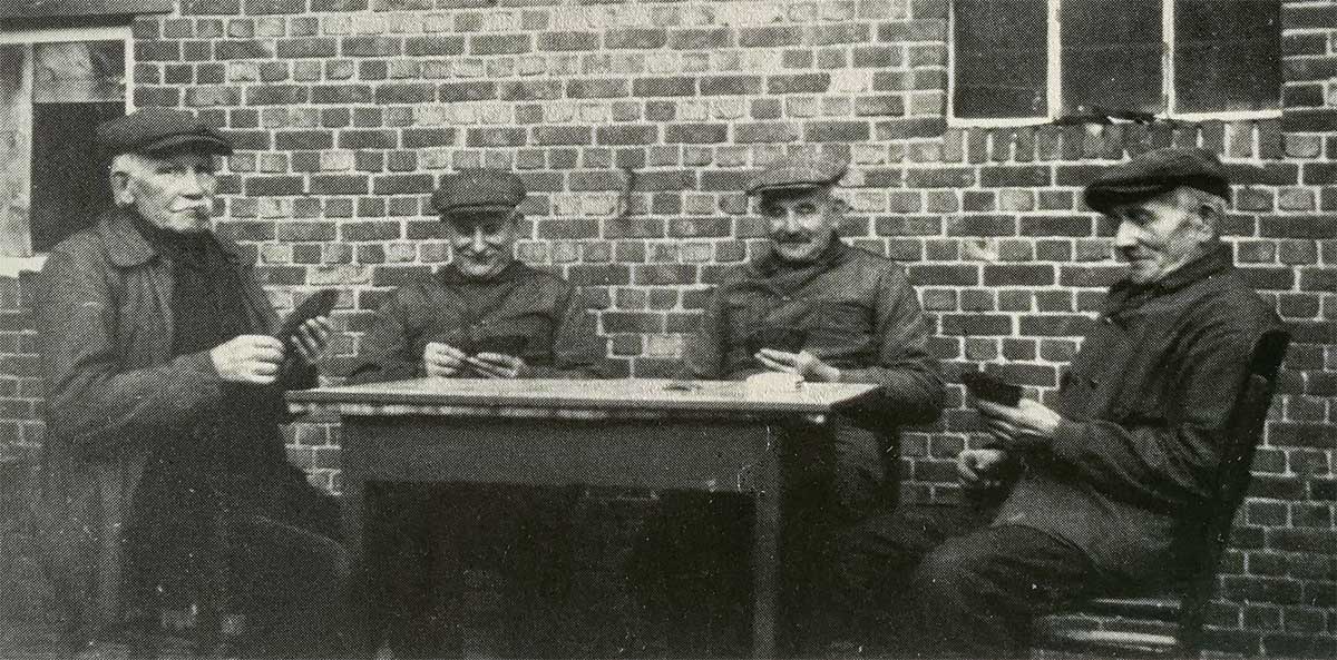 card players at Loenhout, c.1950s