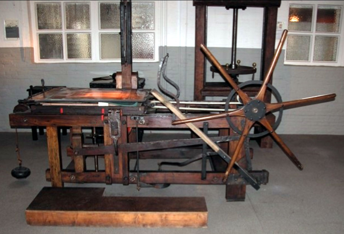 hand-operated printing press from the former Mesmaekers company in Turnhout, 1855 – 1865 hand-operated printing press from the former Mesmaekers company in Turnhout, 1855 – 1865