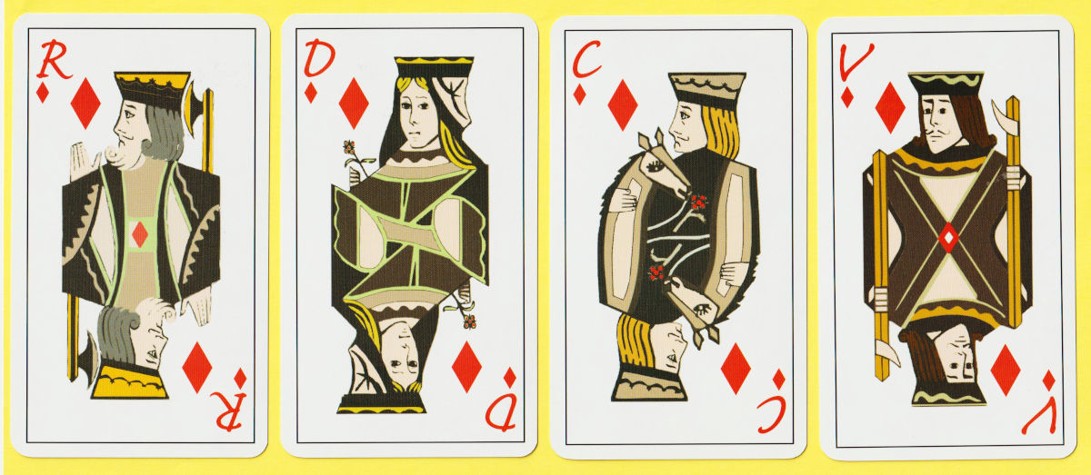 Le Tarot du Pays Cathare published by Editions Delasko, Paris, France, c2010