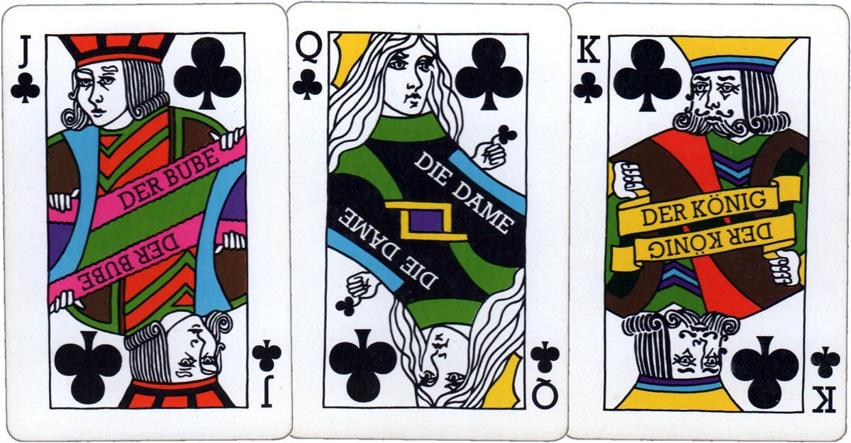 карта король червей. дама пик карта. король на даме. валет и шестерка. размер игральных карт стандартный.